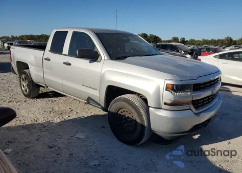 2017 Chevrolet Silverado K1500 Custom из США, поврежденный, VIN 1GCVKPEC5HZ223718